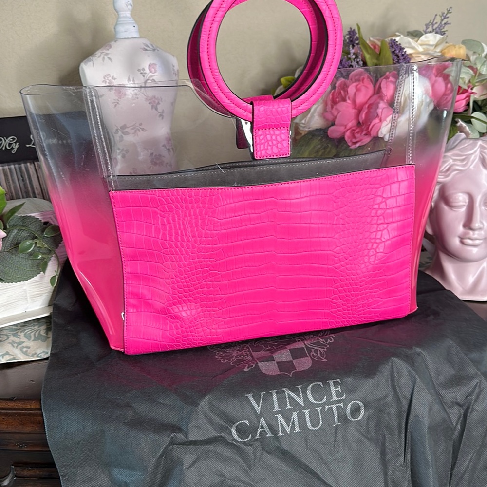 Vince Camuto fuchsia/ambre / clear ring handled tote!!